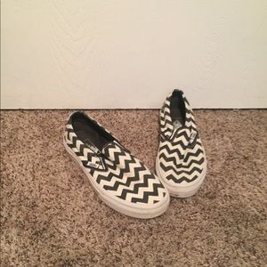 chevron vans